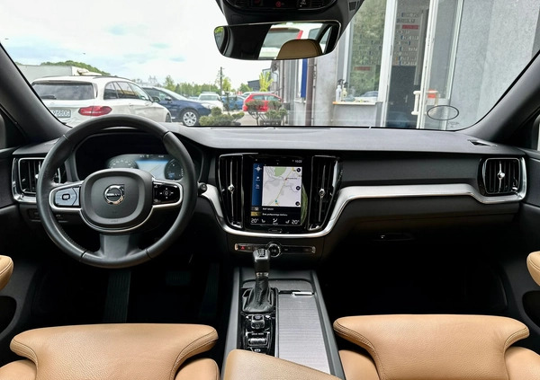Volvo V60 cena 99900 przebieg: 159550, rok produkcji 2018 z Człuchów małe 631